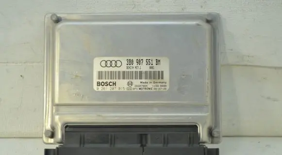Audi A6 S6 C5 4B Engine control unit/module 3B0907551BM 26SA7084 0261207015