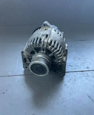 Renault Kangoo I Generator/alternator TG11C011 403195834 8200100907