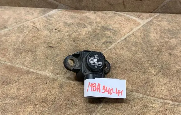 Mercedes-Benz C W204 Air pressure sensor A0101537228