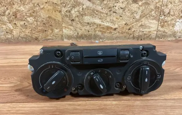 Volkswagen Caddy Climate control unit 