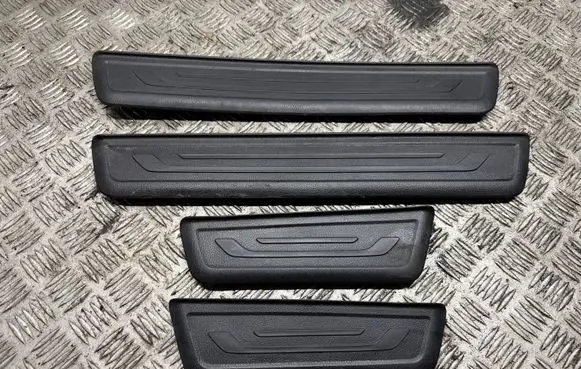 KIA Sportage side skirts sill cover 
