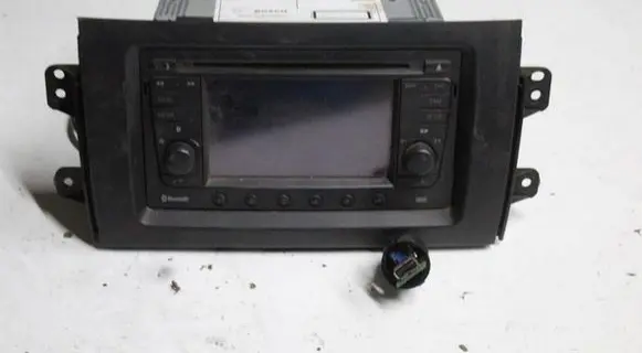 Suzuki SX4 Radio/CD/DVD/GPS head unit 3992055L00