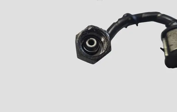 Jaguar XF X250 Fuel injector supply line/pipe