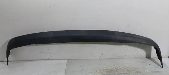 Rear bumper trim bar molding