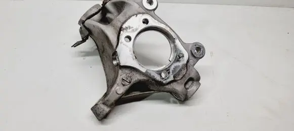 Nissan Qashqai J12 Front wheel hub 400146UA0A