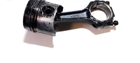 Renault Scenic I Piston with connecting rod