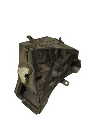 Subaru Legacy Fuse box cover MB700200B
