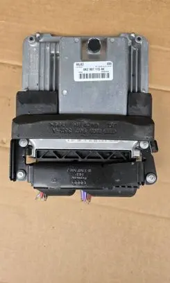 Audi A5 8T 8F Engine control unit/module 8K2907115AE