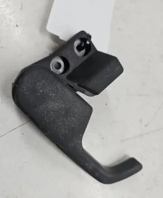 Volkswagen PASSAT B5 Engine bonnet (hood) release handle 3A1823533