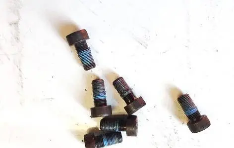 Opel Astra H Nuts/bolts 
