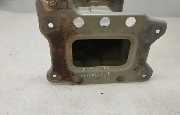 Chevrolet Captiva Holder (bracket) 