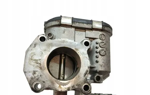 Toyota Yaris Throttle valve 220300Q010A