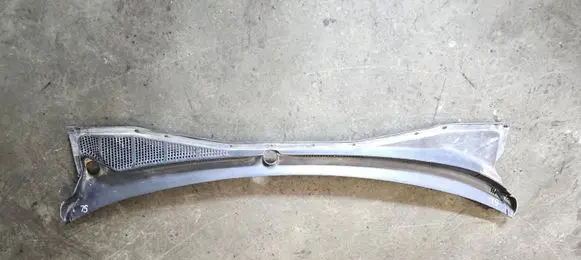 Subaru Legacy Wiper trim 91411AE010