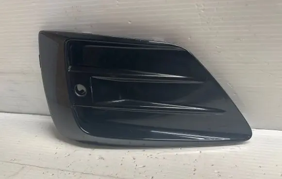 Volvo XC60 Front bumper lower grill 31449128