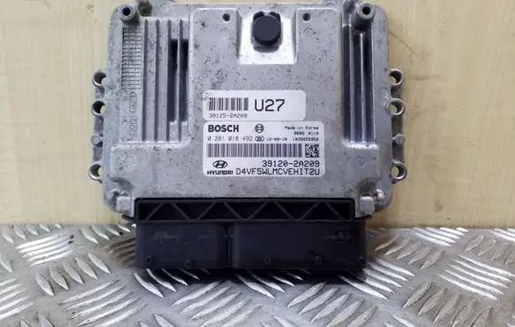Hyundai i40 Engine control unit/module 391202A209 0281018492 391252A209