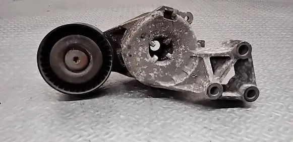 Volkswagen PASSAT B6 Generator/alternator belt tensioner 950414