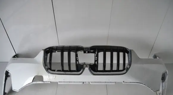 BMW X1 U11 Front bumper R10P4
