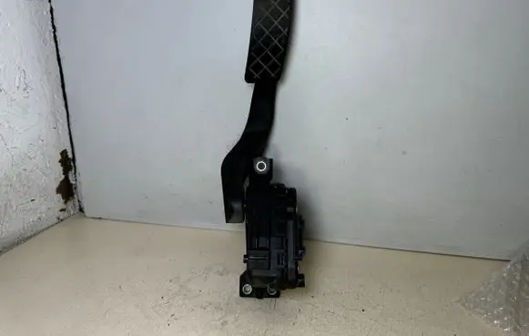 Audi A4 S4 B7 8E 8H Accelerator throttle pedal 8E1723523G 6PV008375 6PV00837506