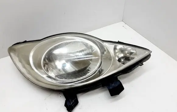 Peugeot 107 Headlight/headlamp 07051115