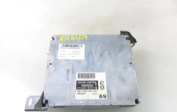 Toyota Avensis T250 Engine control unit/module MB1758006323 8966105690