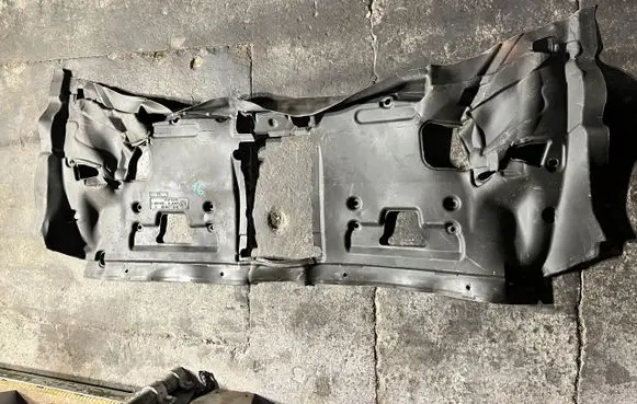 BMW 7 F01 F02 F03 F04 Rear floor carpet liner 9113812