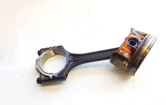 Volkswagen Golf V Piston with connecting rod 032tde 1275ks