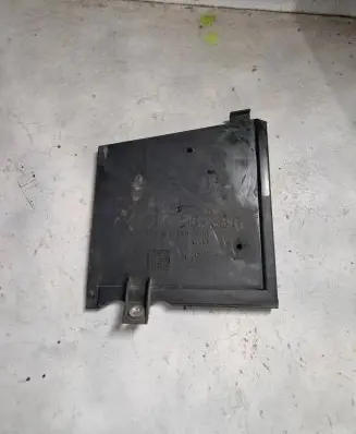 Volkswagen Transporter - Caravelle T5 Battery tray heat shield 7H0915438A