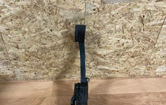 Ford Focus C-MAX Accelerator throttle pedal 3M519F836AE 6PV00864110