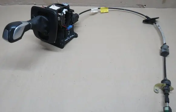 Ford Kuga II Gear shifter/selector EJ5P7K004G