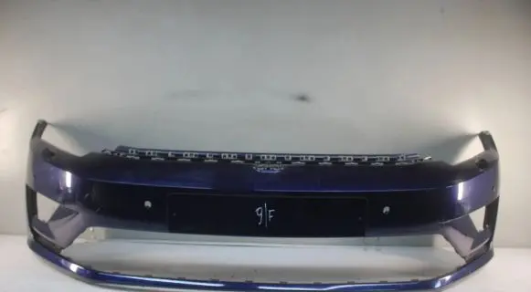 Volkswagen Golf VII Front bumper