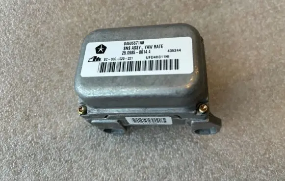 Chrysler 300 - 300C ESP acceleration yaw rate sensor 04606671AB 25098500144 SC00C000221
