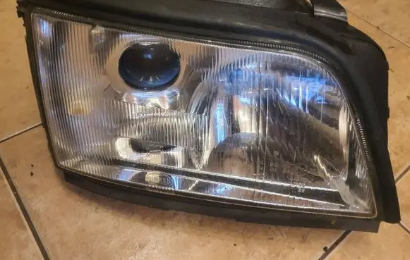 Audi A6 S6 C4 4A Headlight/headlamp 14050603 14050603re