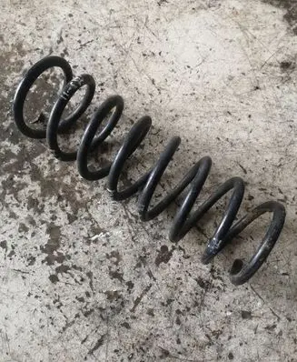 Mazda 3 II Rear coil spring