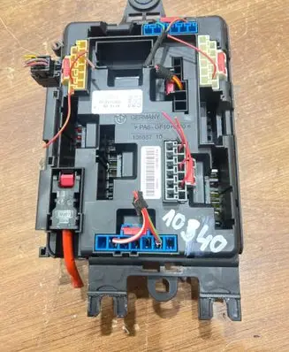 BMW 1 F20 F21 Fuse module 9261110