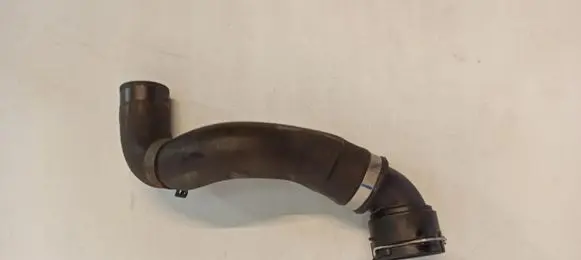 Audi A5 8T 8F Engine coolant pipe/hose 8K0122101A