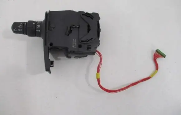 Renault Clio III Light switch