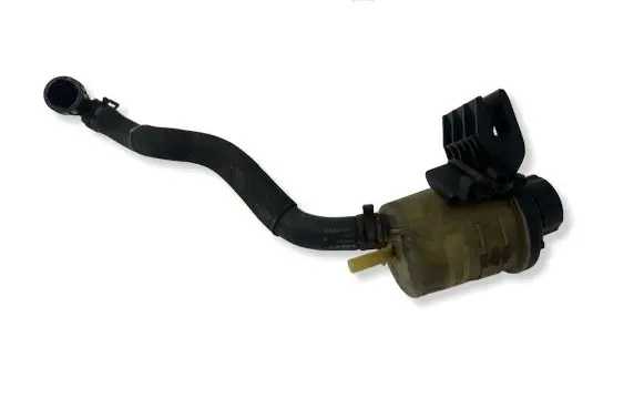 Volvo V60 Power steering fluid tank/reservoir 31302576