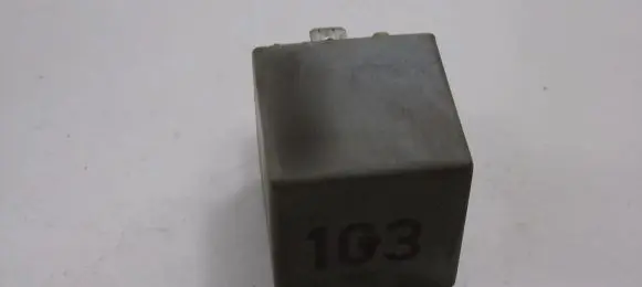 Seat Alhambra (Mk1) Other relay 357911253