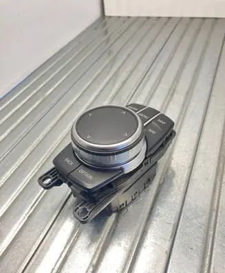 BMW 5 G30 G31 G38 Head unit multimedia control 6829079 19226310 901600570006