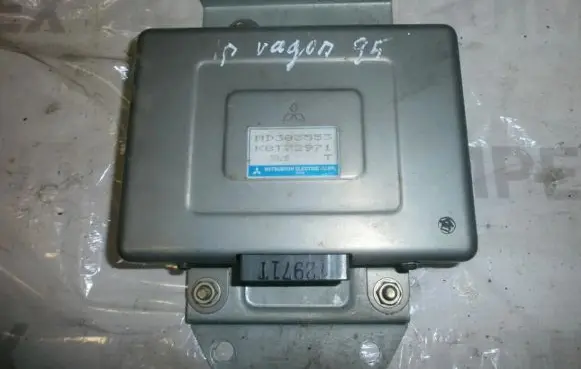 Mitsubishi Space Wagon Other control units/modules md303553 K8T72971