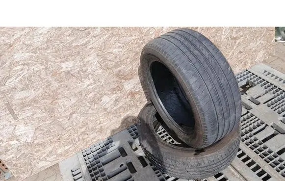 Volvo XC70 R16 summer tire 3286341113716