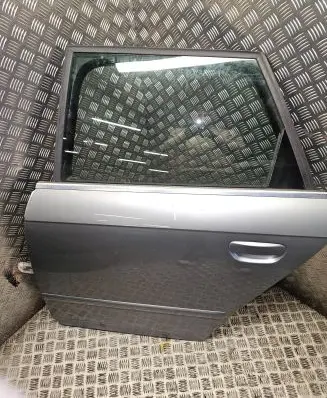 Audi A4 S4 B7 8E 8H Rear door