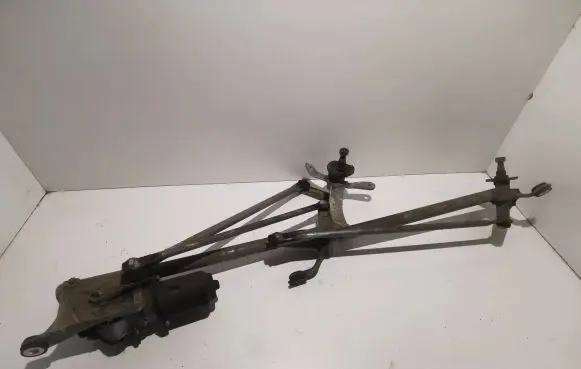 Honda Civic Front wiper linkage and motor 3227