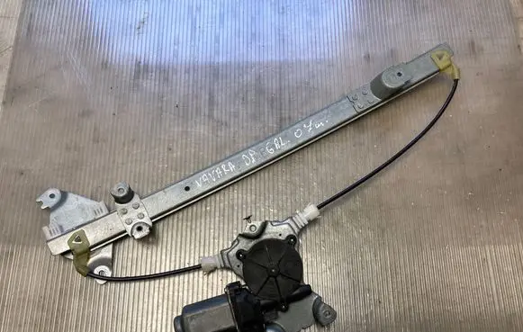 Nissan Navara D40 Rear door window regulator with motor 400850 0850