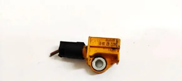 Mercedes-Benz E W212 Airbag deployment crash/impact sensor A2128210351 5WK44109