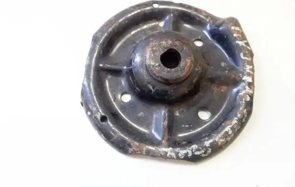 Hyundai Getz Coil spring mount 