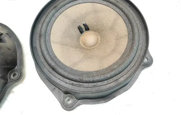 Fiat Croma Front door speaker