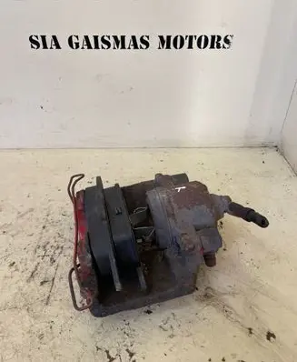 Volkswagen PASSAT B6 Front brake caliper