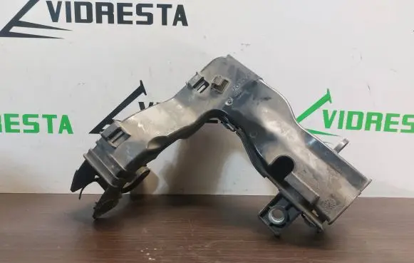 Volvo XC70 Other engine bay part 8676953