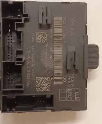 Audi A3 S3 8V Door control unit/module 5Q0959392A 5Q0959392